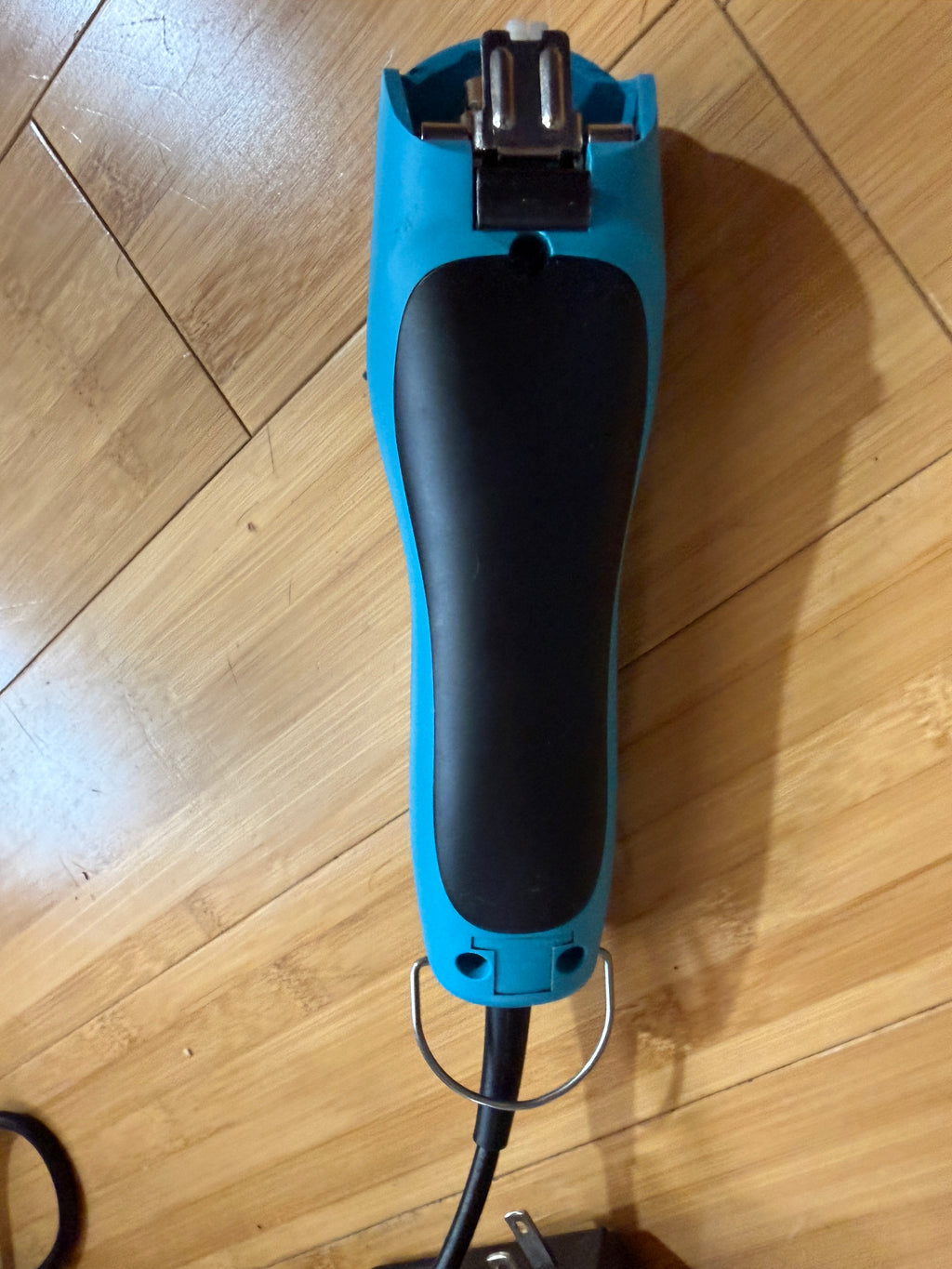 KM10 Profesional Corded Horse Clippers