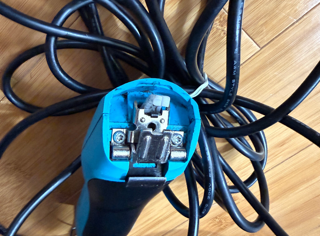 KM10 Profesional Corded Horse Clippers